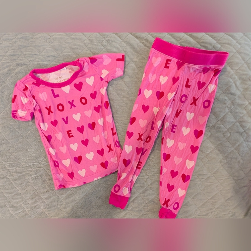 Little Sleepies 12-18M Pink and Red Heart Pajama Set